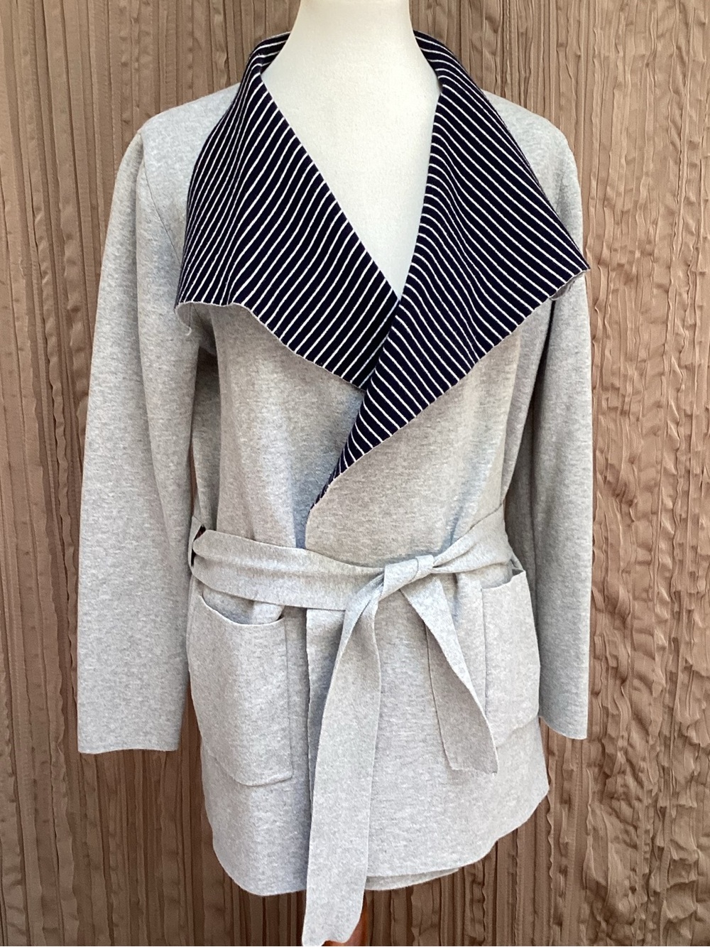 LOFT Light Gray Wrap Cardigan Jacket/Sweater, Shawl Collar, belted, pockets, Med - Picture 10 of 10